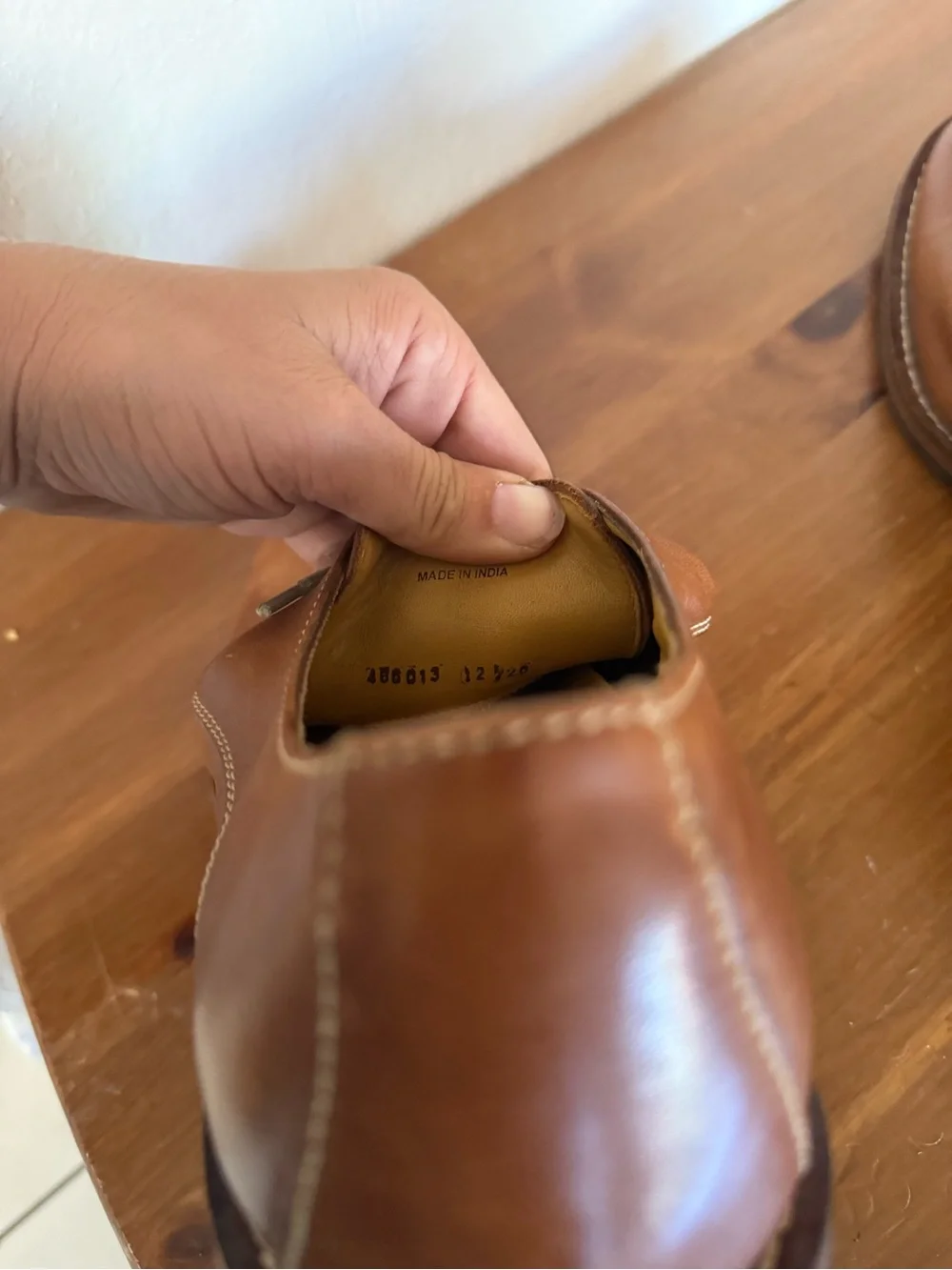 Classic Tan Leather Derby Shoes with Cream Laces